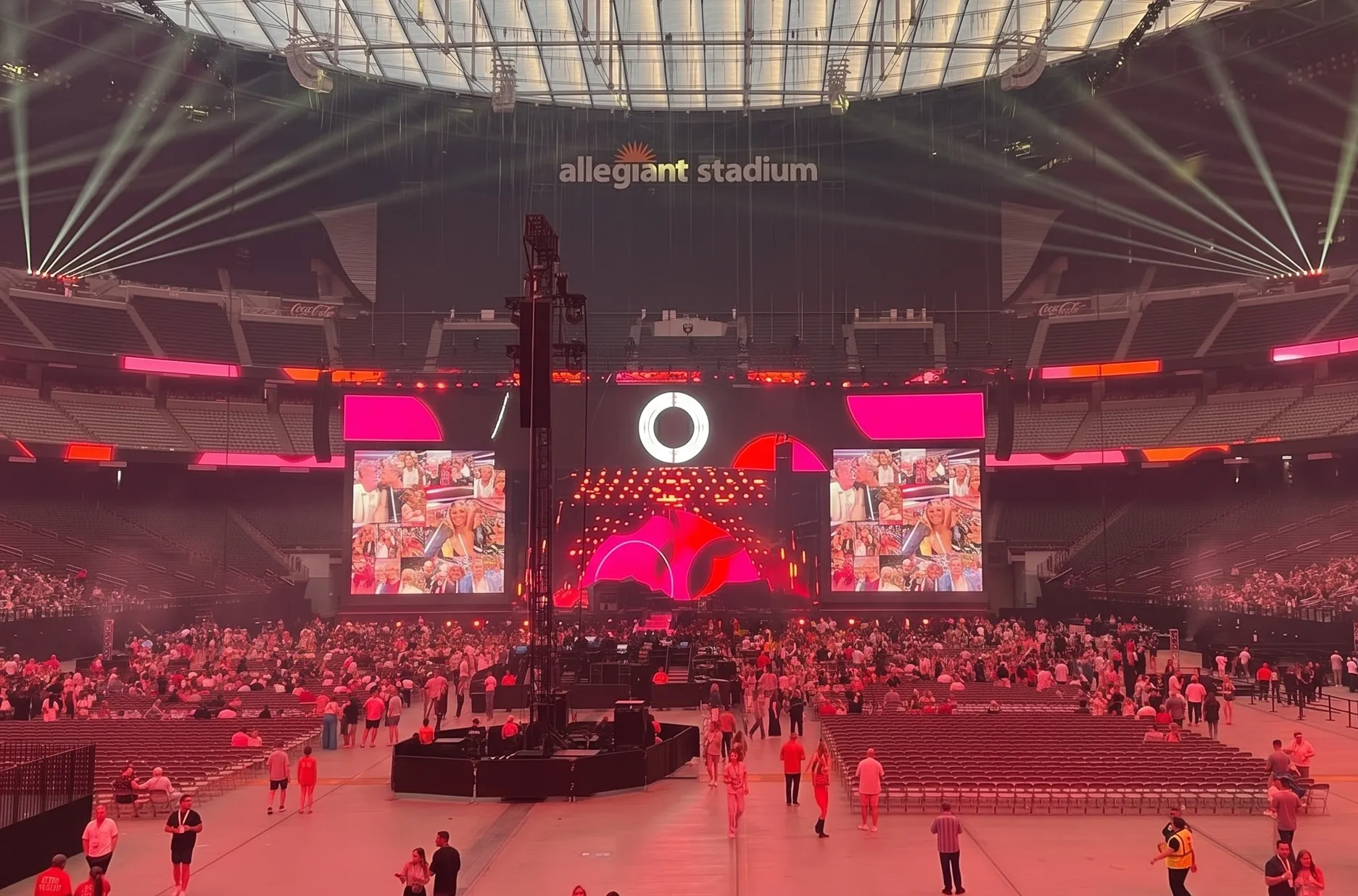 Toy Robot Media Stadium Production